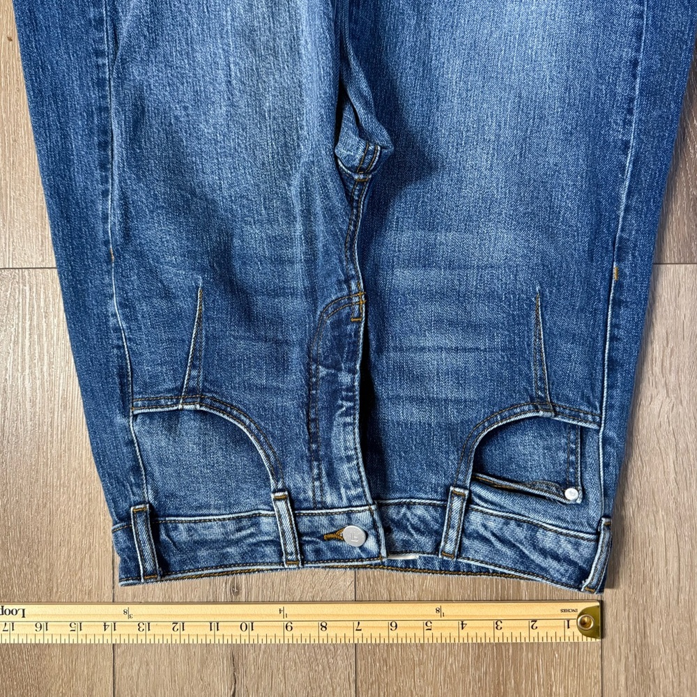 Pilcro Anthropology Two-Tone Blue Flare Jeans - Picture 7 of 10